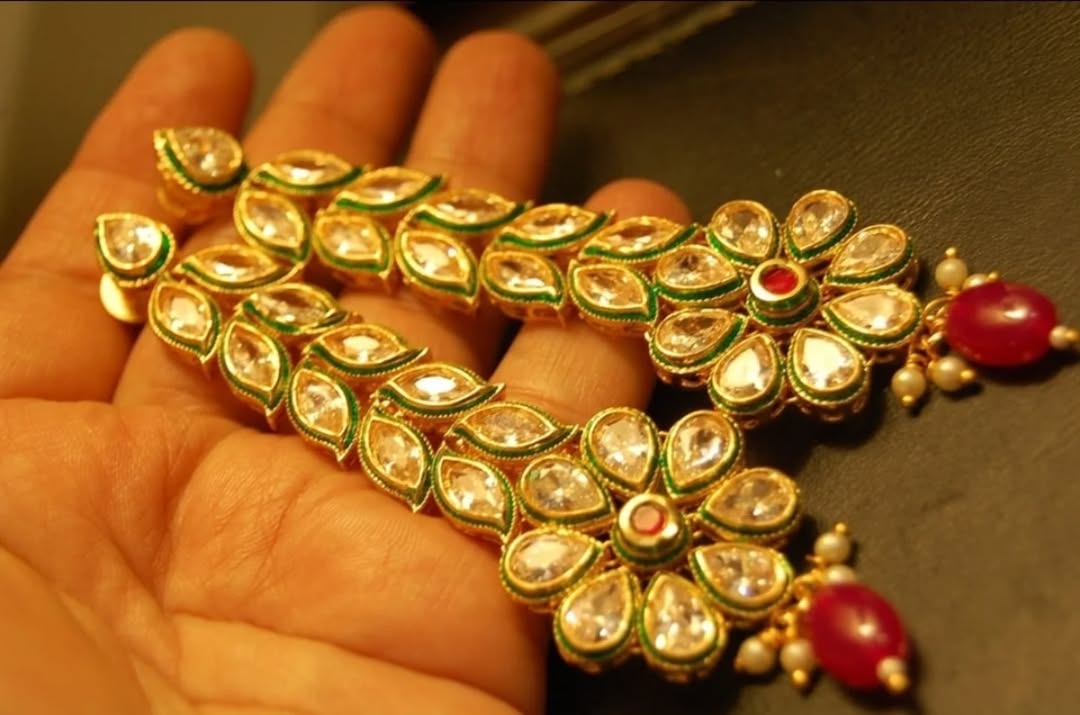 LONG KUNDAN FLORAL EARRINGS WITH RED