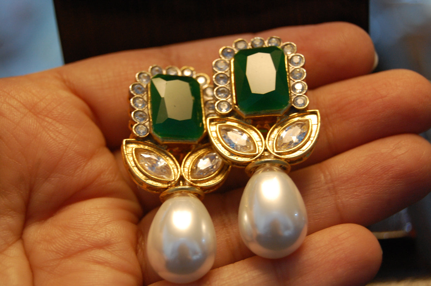 GREEN & ZIRCON WITH PEARLS EARRINGS