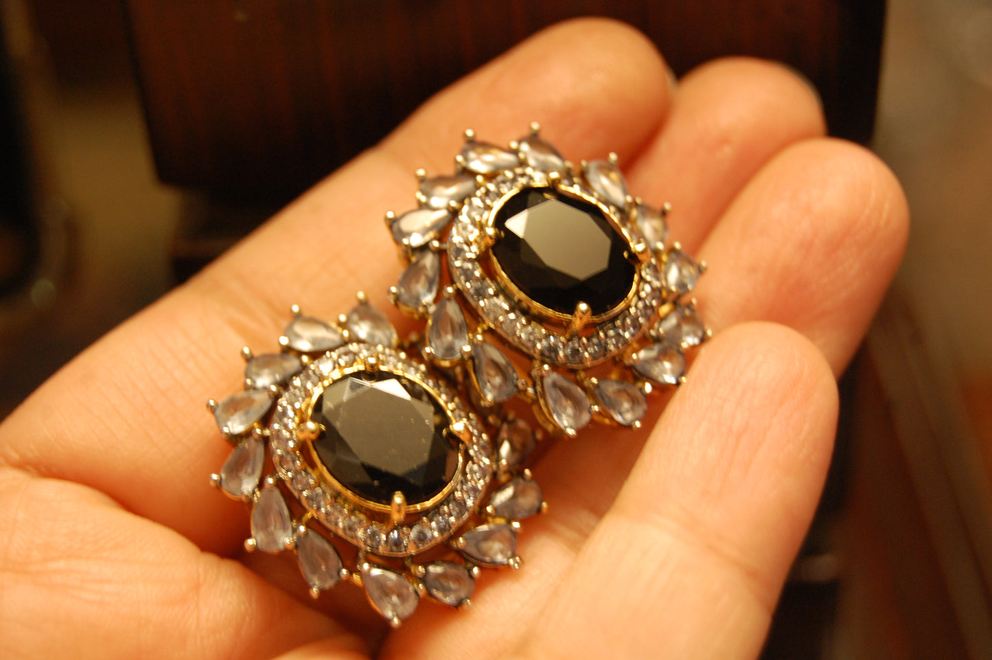 BLACK & GREY EARRINGS