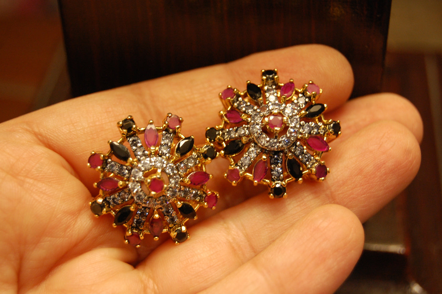 RED & BLACK EARRINGS