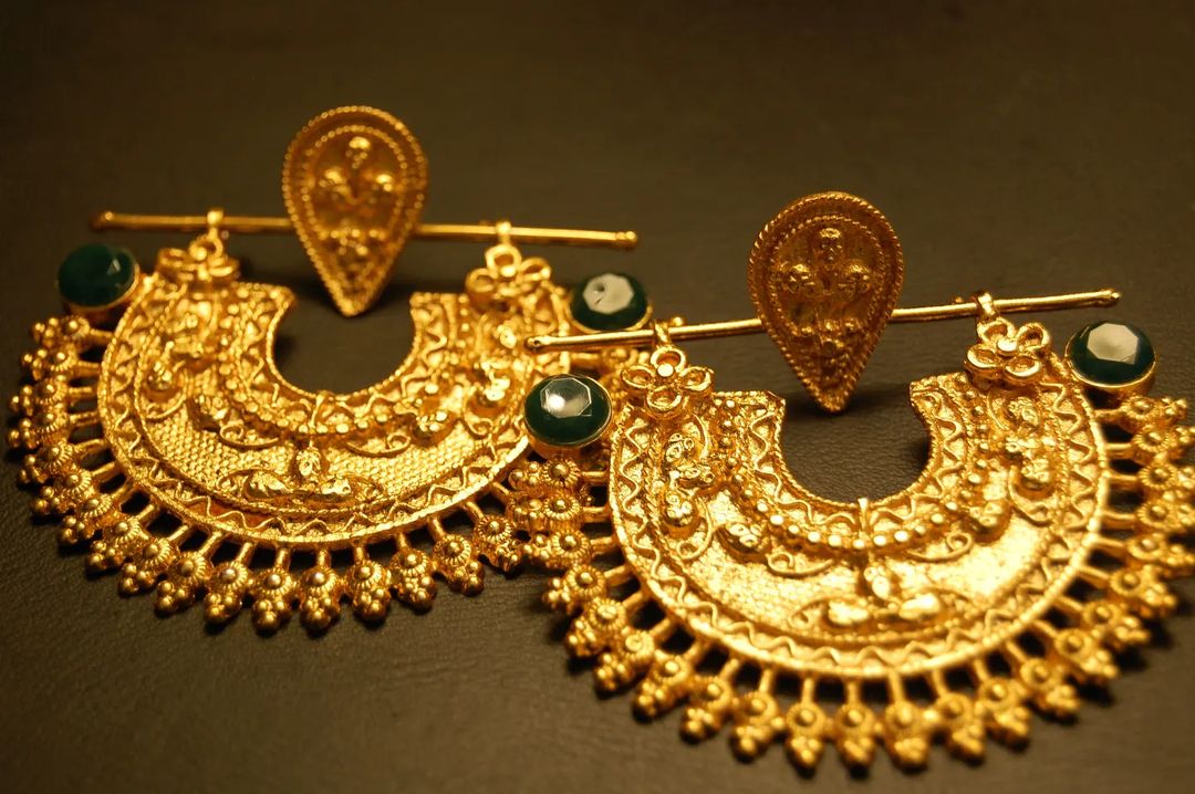 EGYPTIAN INSPIRED EARRINGS WITH GREEN