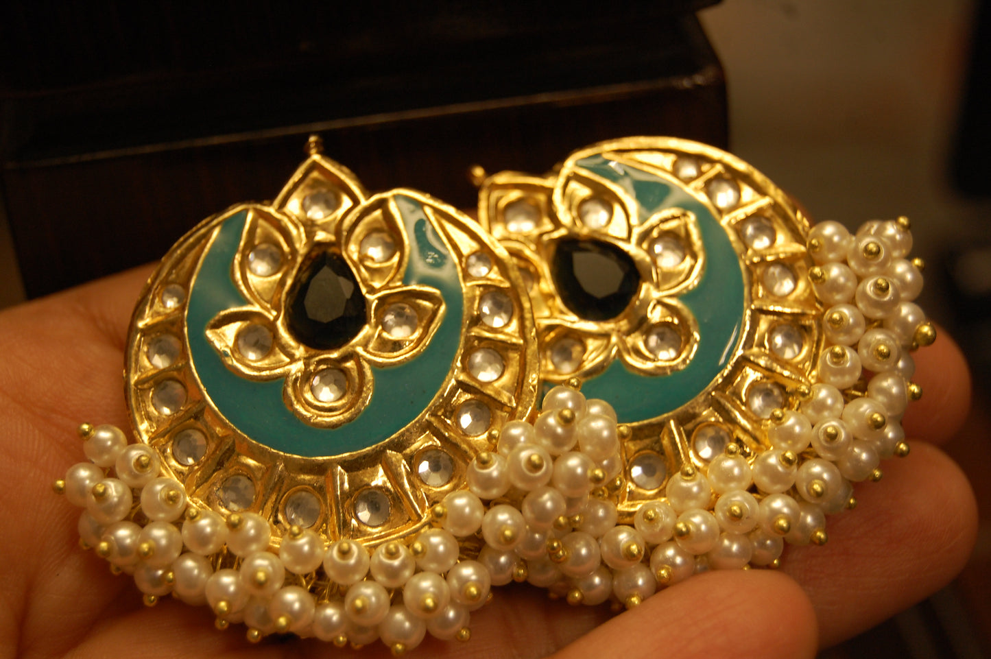 FEROZY MEENA WITH BLUE STONE & PEARLS EARRINGS