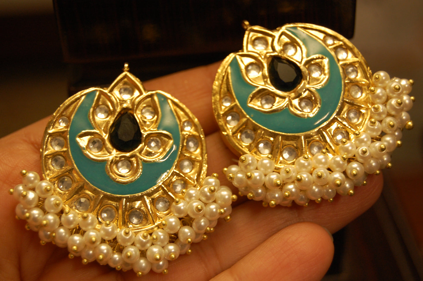 FEROZY MEENA WITH BLUE STONE & PEARLS EARRINGS