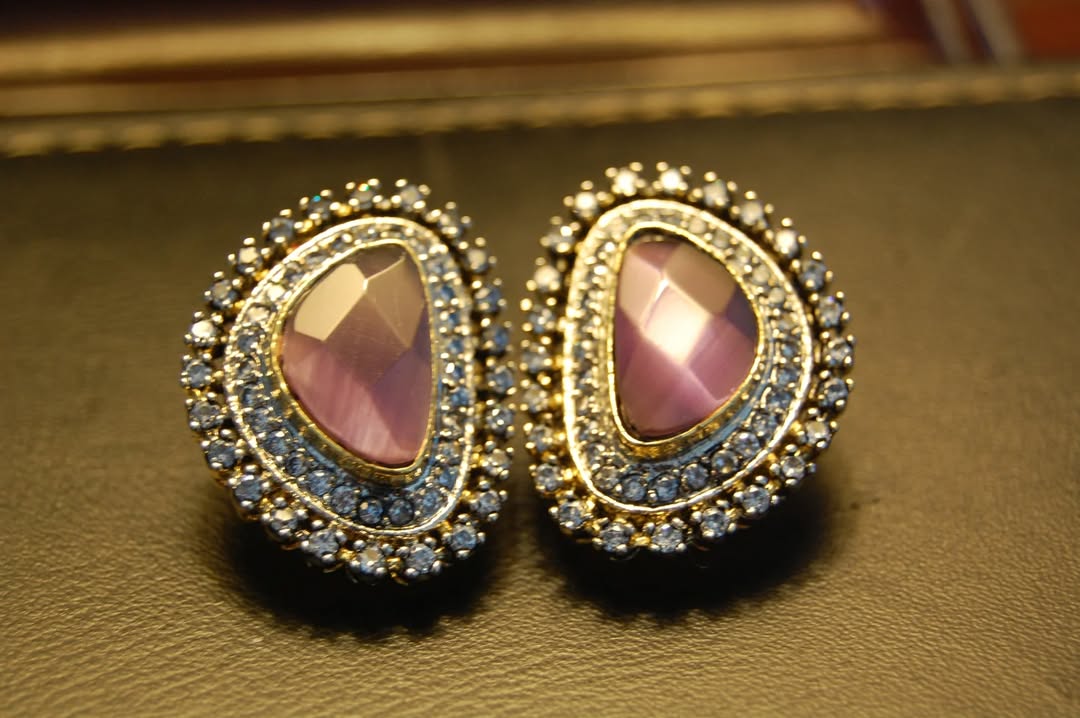 PURPLISH LILAC ZIRCON EARRINGS