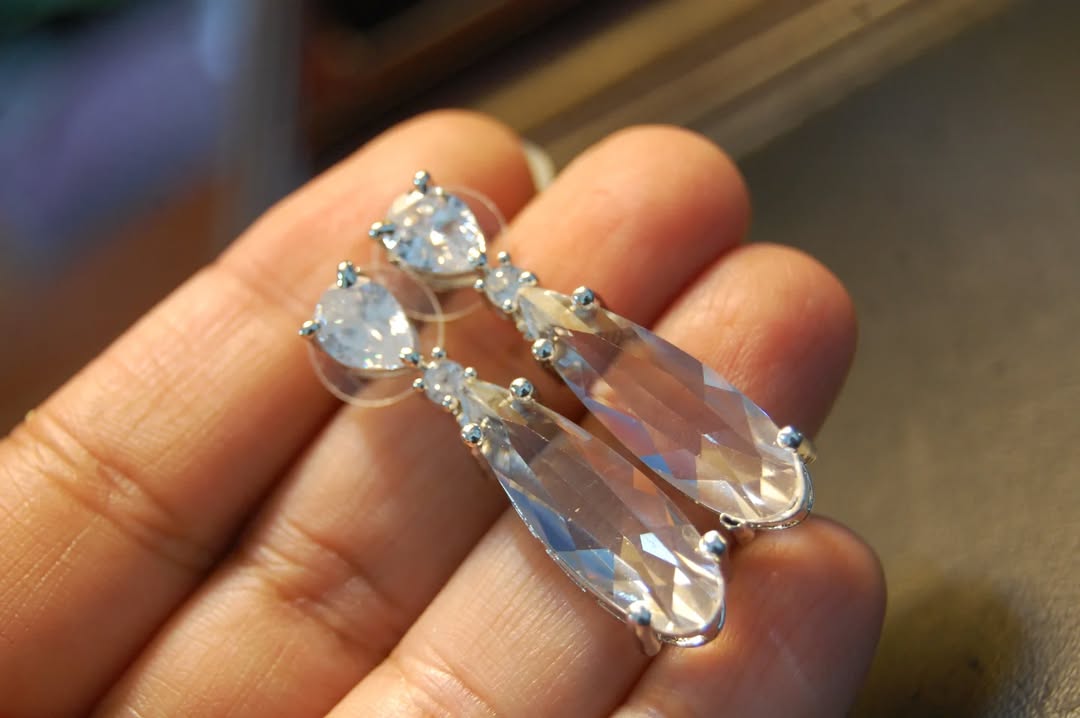 ZIRCON DROP EARRINGS