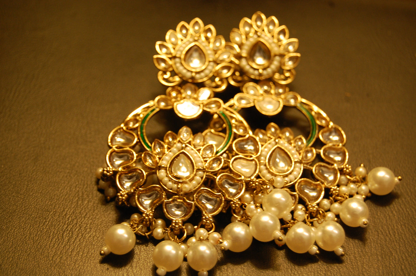 KUNDAN CHAAND BALAS WITH PEARLS
