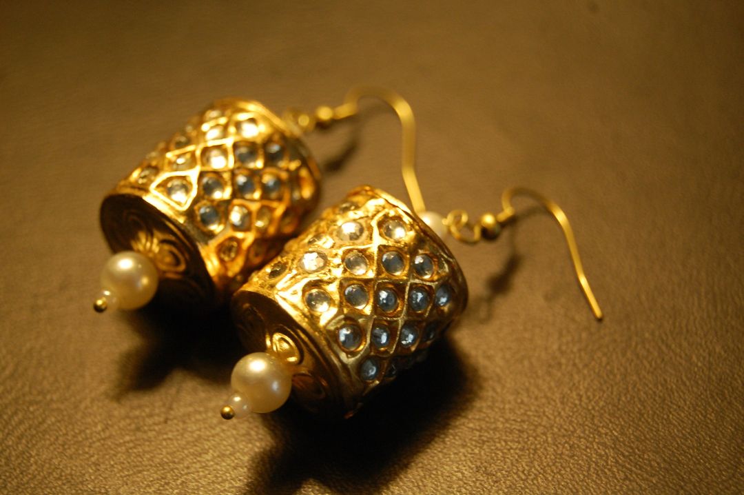 GORGEOUS DHOLKI EARRINGS IN KUNDAN