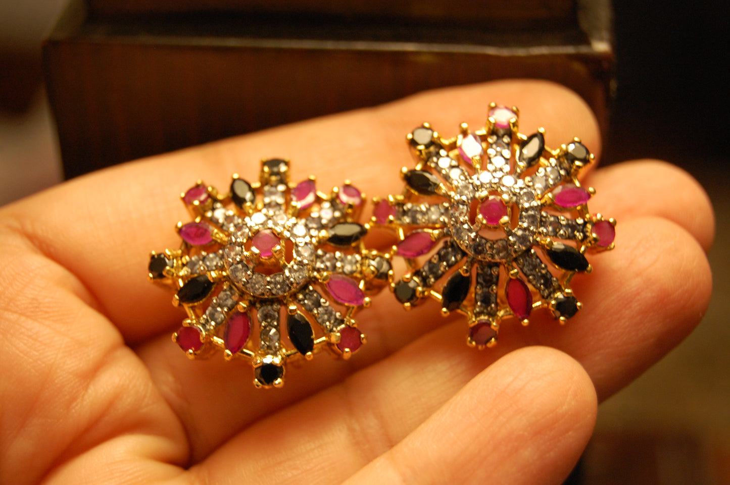 RED & BLACK EARRINGS