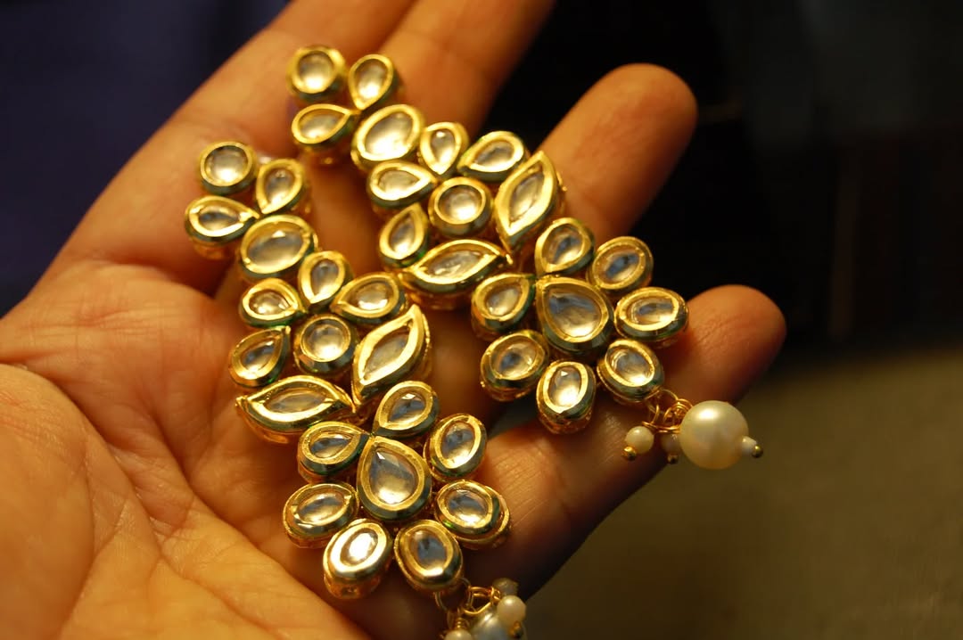 INDIAN POLKI KUNDAN EARRINGS WITH PEARL DROP