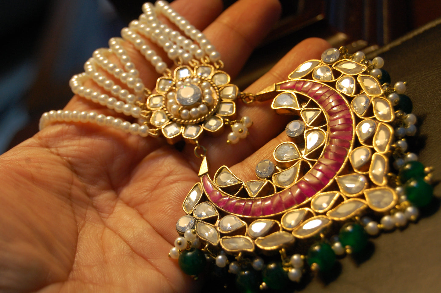 ELEGANT KUNDAN MALA IN RED & GREEN IN PEARLS STRING