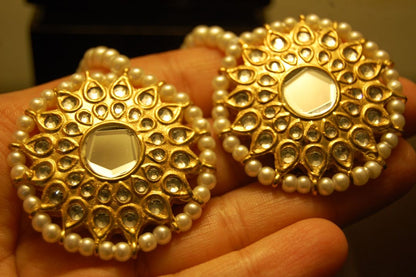 KUNDAN GOLDEN EARRINGS