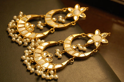 ELEGANT KUNDAN EARRINGS WITH MOTHER OF PEARL