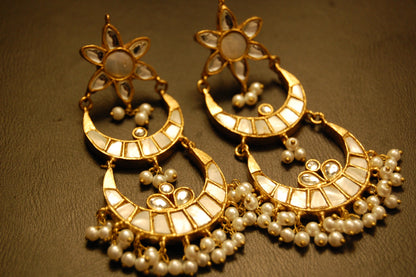 ELEGANT KUNDAN EARRINGS WITH MOTHER OF PEARL