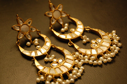 ELEGANT KUNDAN EARRINGS WITH MOTHER OF PEARL