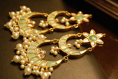 ELEGANT KUNDAN EARRINGS WITH MOTHER OF PEARL
