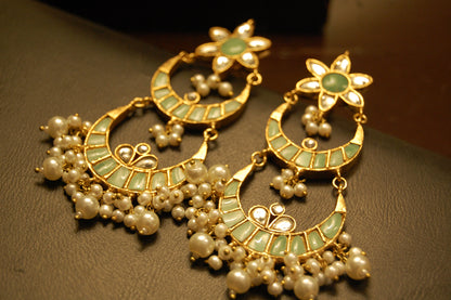 ELEGANT KUNDAN EARRINGS WITH MOTHER OF PEARL
