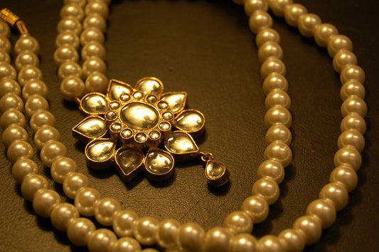 ELEGANT KUNDAN MALA