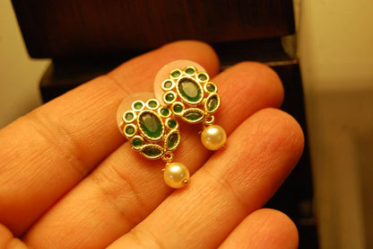 DELICATE FLORAL CHOKER SET IN  GREEN