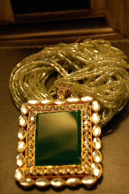 ELEGANT MALA IN EMERALD GREEN