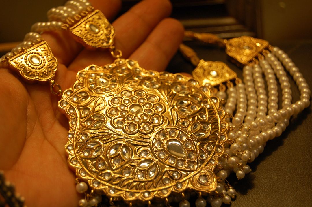 ELEGANT LONG KUNDAN,  PEARLS MALA & EARRINGS SET