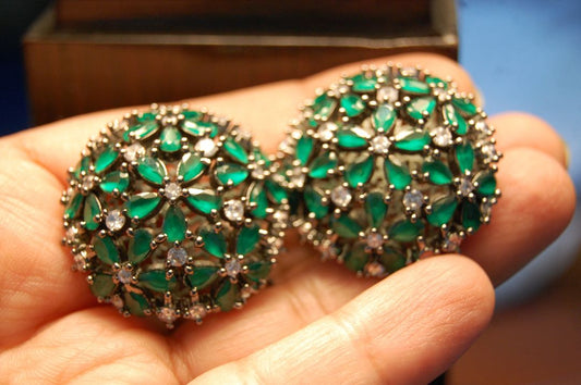 ZIRCON & GREEN FLORAL EARRINGS