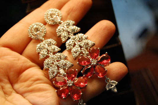 RED ZIRCON EARRINGS