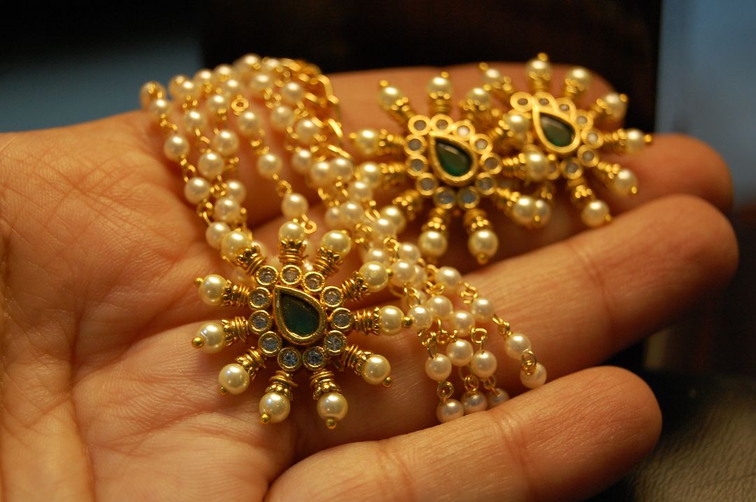 DELICATE GREEN, KUNDAN & PEARLS PENDENT SETS