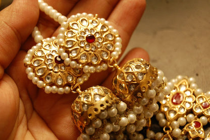 KUNDAN & RED STONE CHOKER SET WITH PEARLS