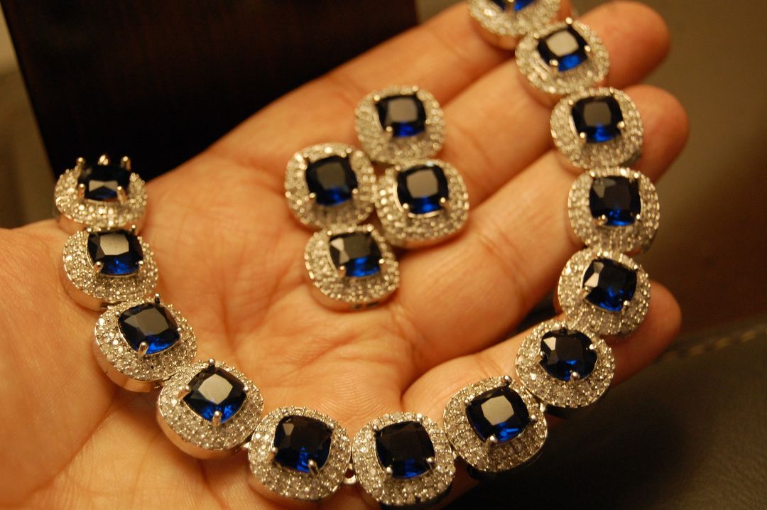 SAPPHIRE BLUE & ZIRCON NECKLACE SET