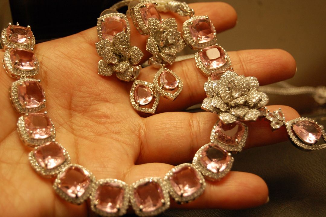 PINK & ZIRCON FLORAL NECKLACE SET