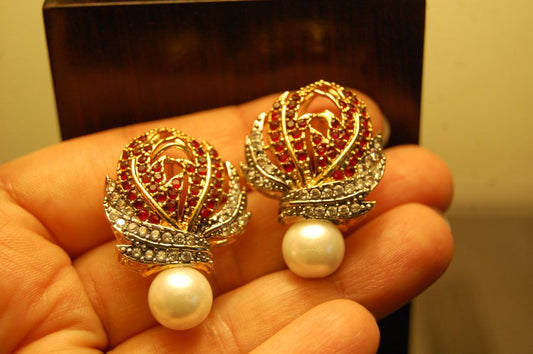 RED & PEARL FLORAL EARRINGS