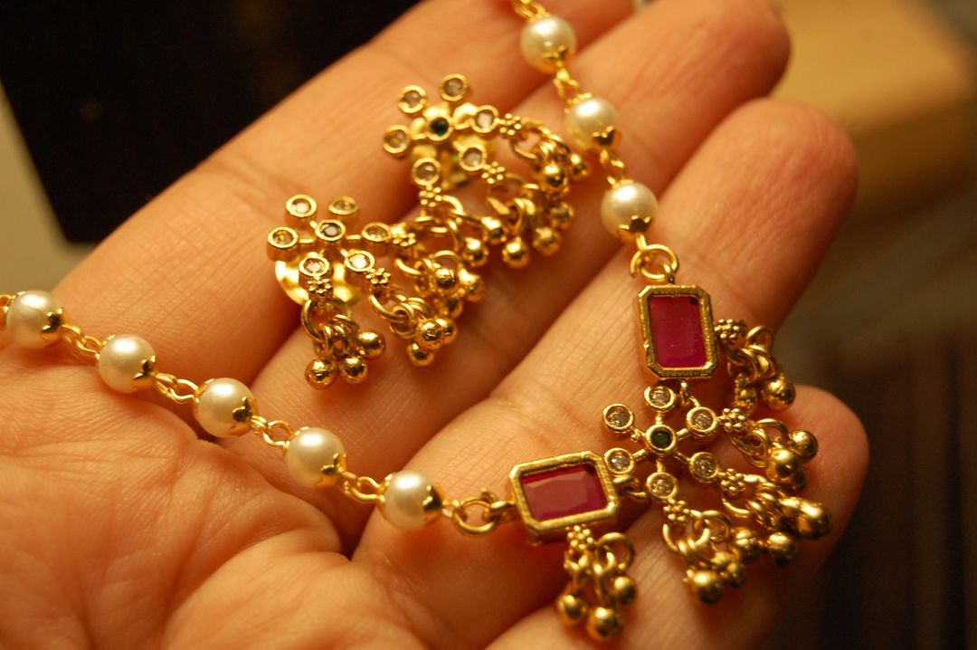 DELICATE CHAIN SET