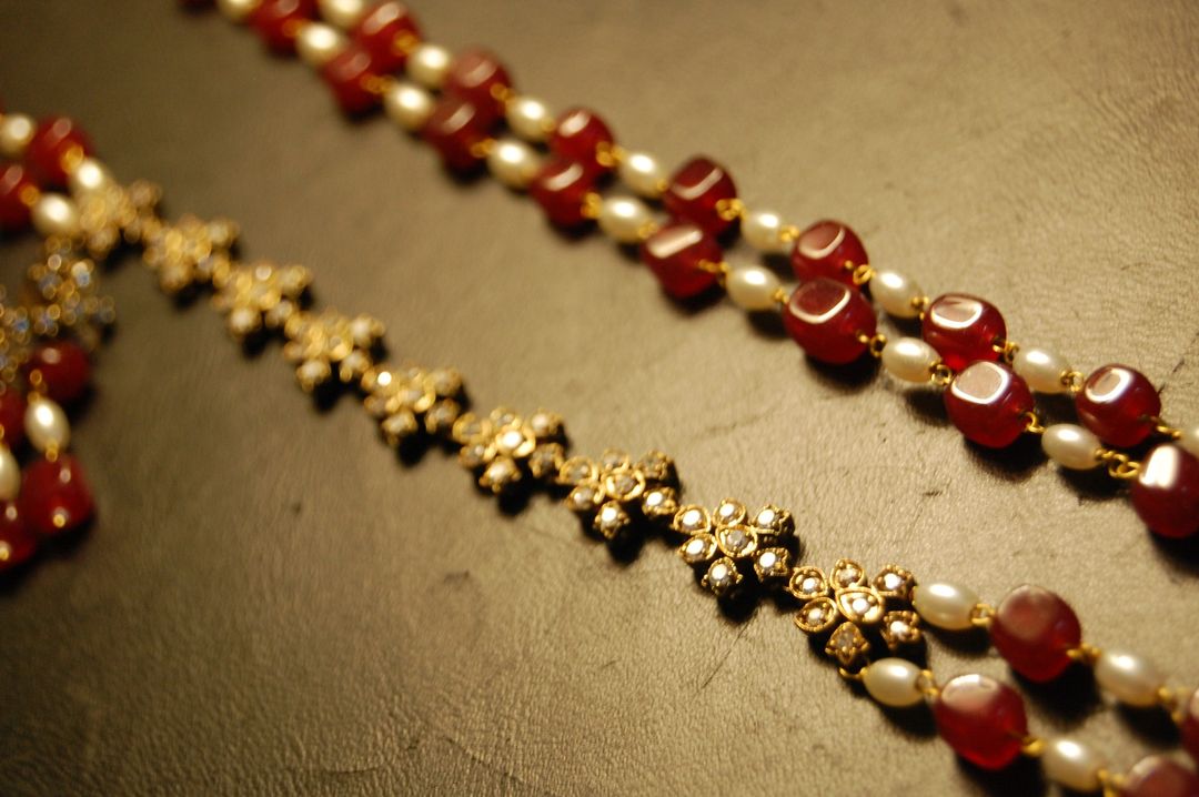 PEARL & RED MALA WITH ZIRCON STRING