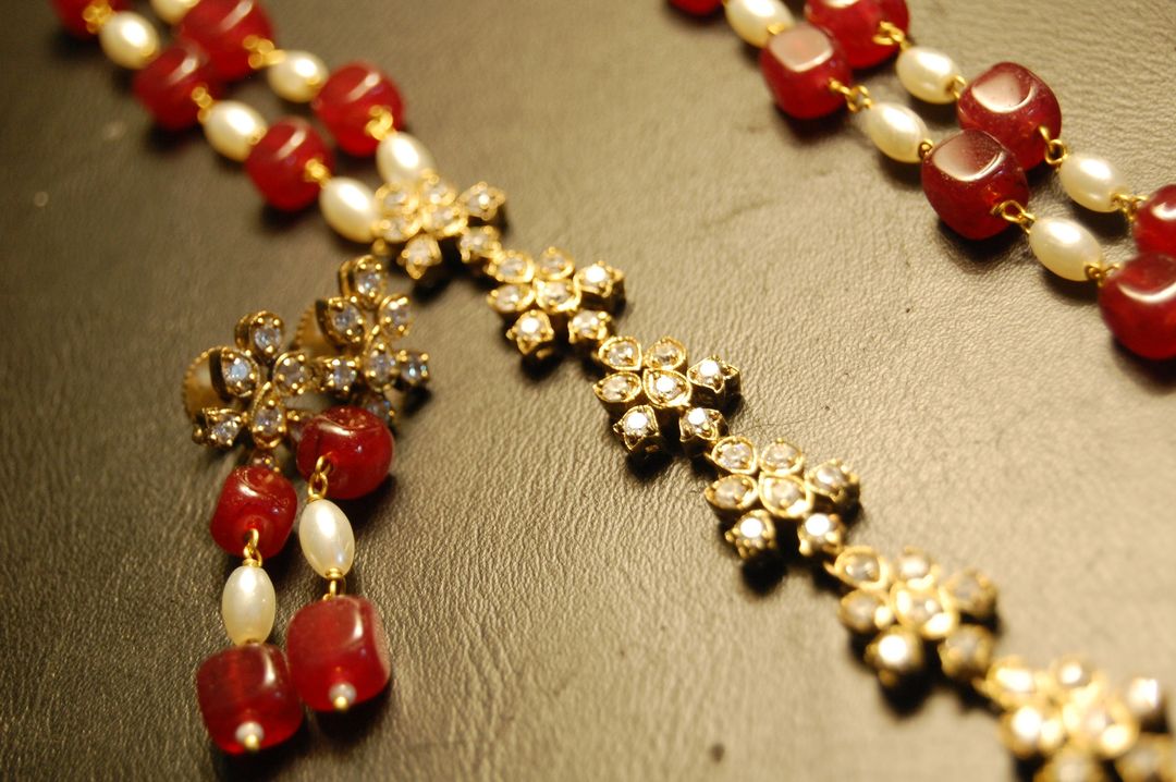 PEARL & RED MALA WITH ZIRCON STRING