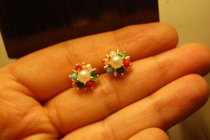 EVERYDAY STUDS IN NAURATAN & PEARLS
