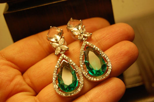 INDIAN AMERICAN DIAMOND EARRINGS IN GREEN