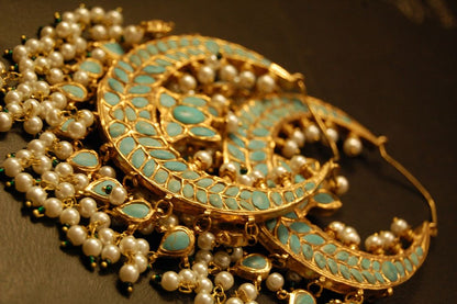LARGE BALAS IN FEROZA & PEARLS
