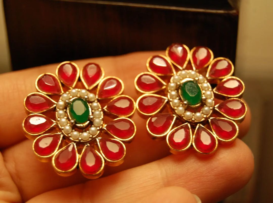 RED & GREEN FLORAL EARRINGS