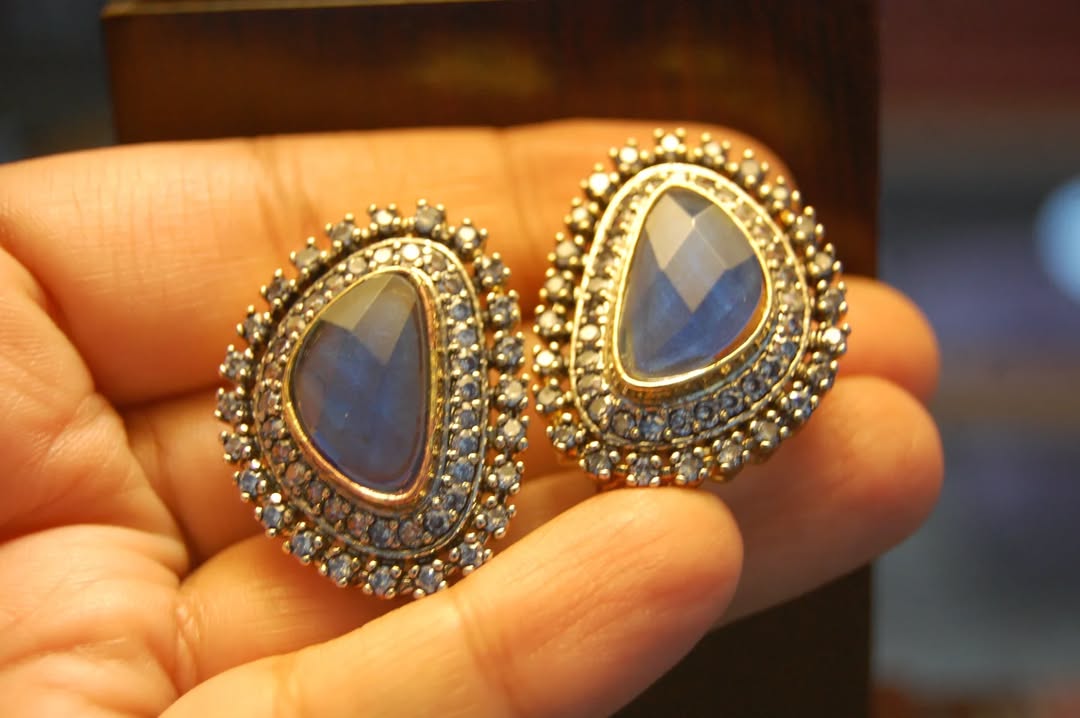 BLUE ZIRCON EARRINGS