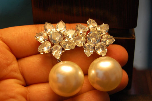 ZIRCON & PEARL EARRINGS