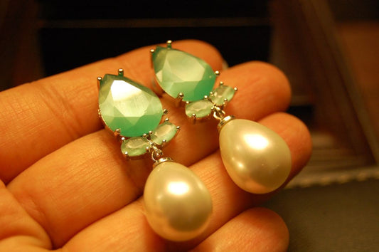 JADE GREEN & PEARL EARRINGS