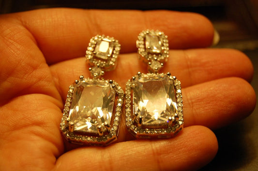 ZIRCON EARRINGS