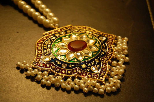 GORGEOUS KUNDAN & MEENA MALA