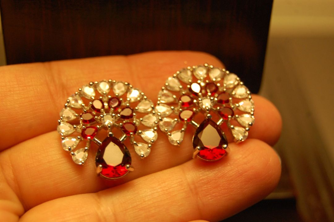 ZIRCON EARRINGS