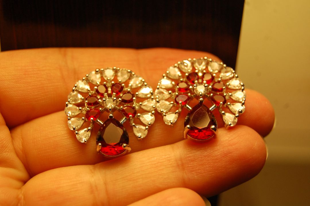 ZIRCON EARRINGS