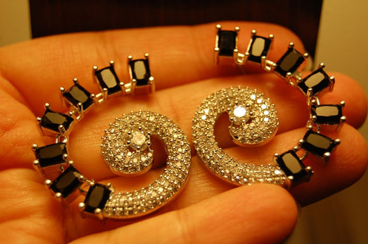 SPIRAL ZIRCON EARRINGS