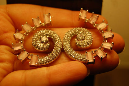 SPIRAL ZIRCON EARRINGS
