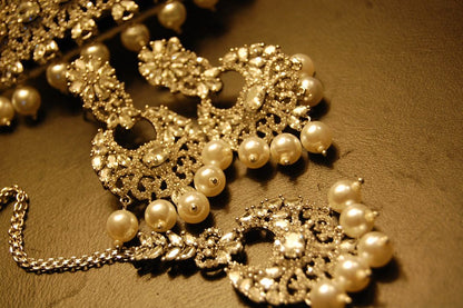 ZIRCON CHOKER SET