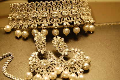 ZIRCON CHOKER SET