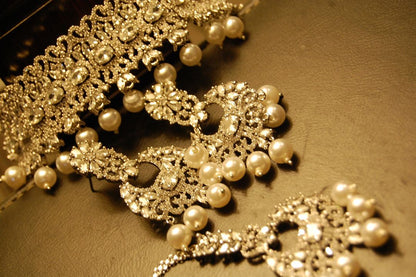 ZIRCON CHOKER SET